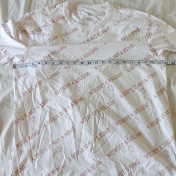 Anta Sports 🌟 4 For $15 "A house is not a home without a bulldog" - Picture 6 of 9